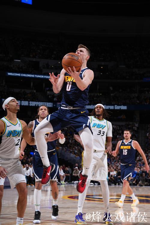 约基奇三双难救主掘金不敌独行侠 快船击败国王豪取4连胜 约基奇三双难救主掘金不敌独行侠 快船击败国王豪取4连胜