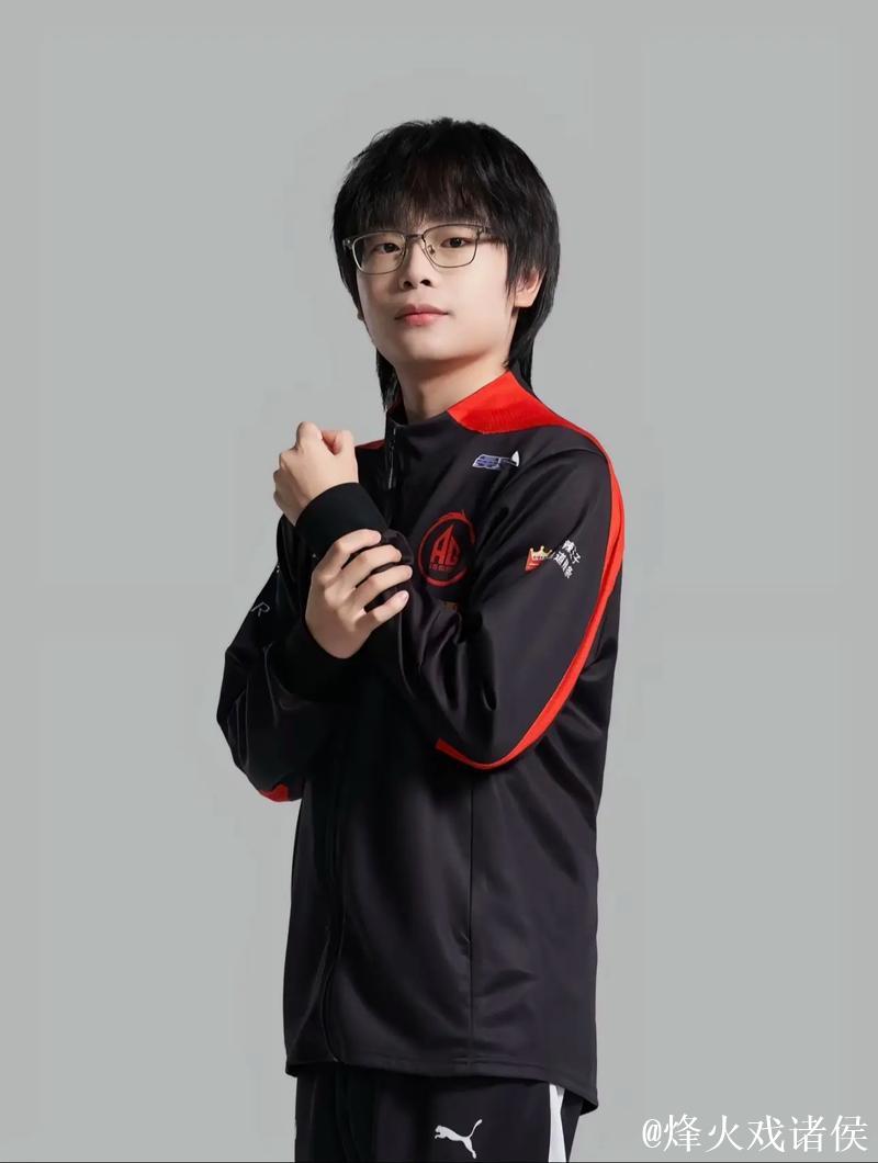 AG钟意官宣加盟成都AG超玩会 AG钟意官宣加盟成都AG超玩会